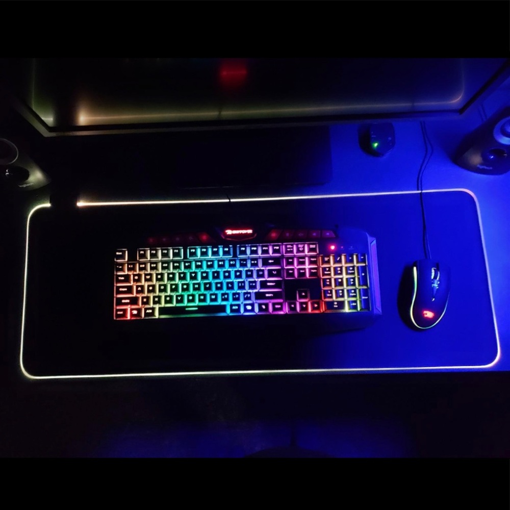 UTECHSMART LED RGB Mousepad